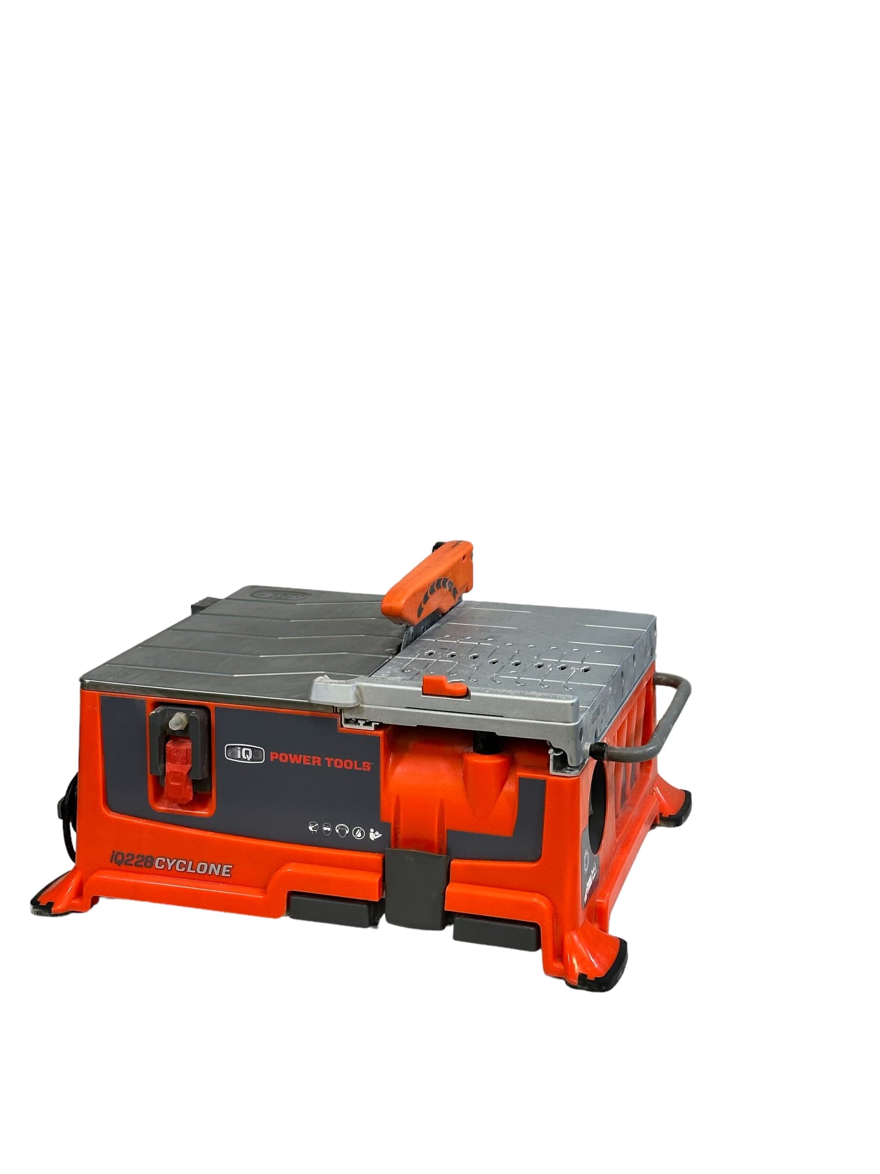 iQ228CYCLONE CE - 180 mm Dry Cut Tabletop Tile Saw